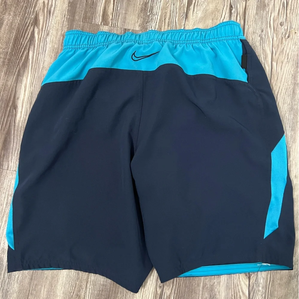 Nike Swim Trunks Shorts M Pockets Logo Surf Beach Outdoor Lined - Picture 2 of 5